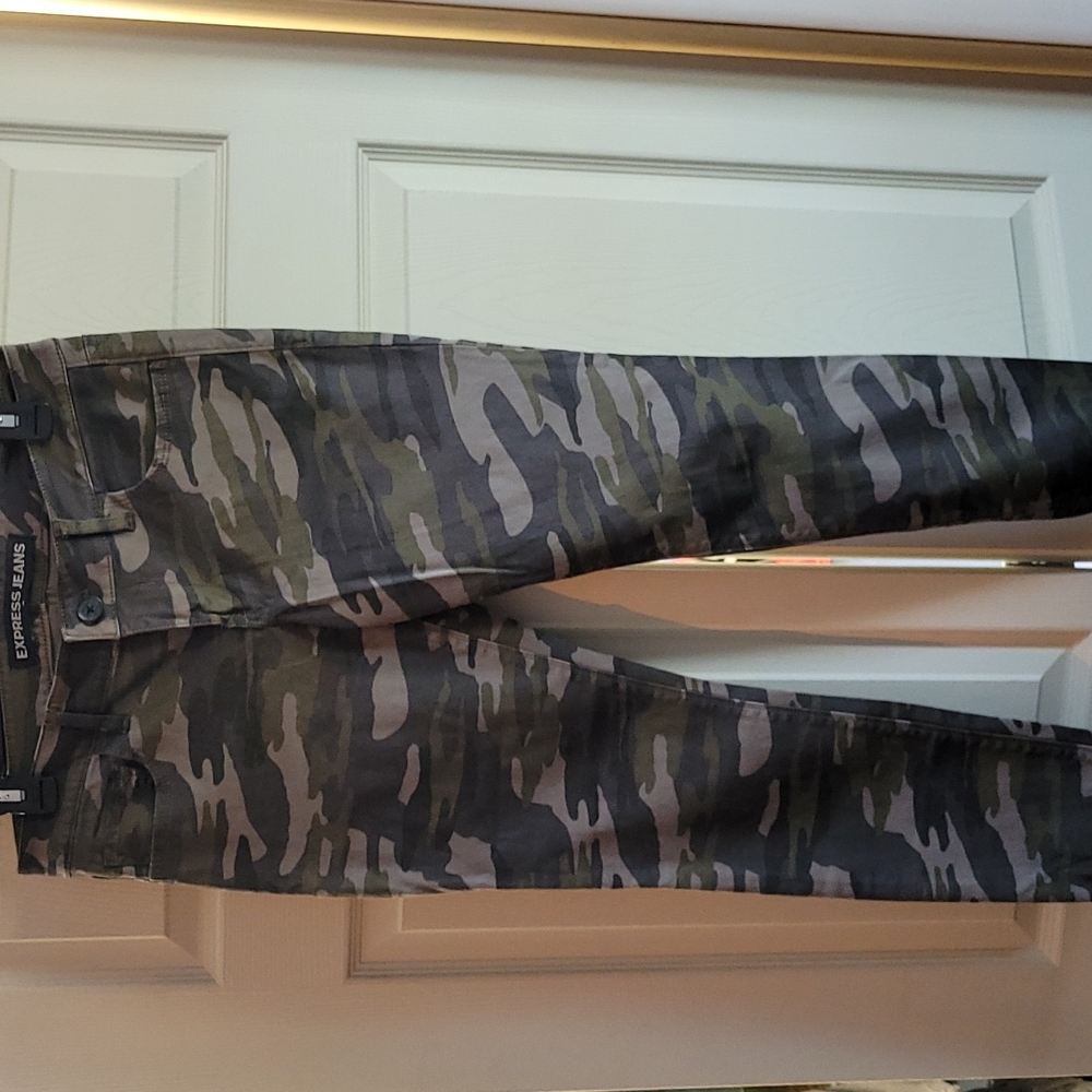 Express Camo leggings - Picture 1 of 5